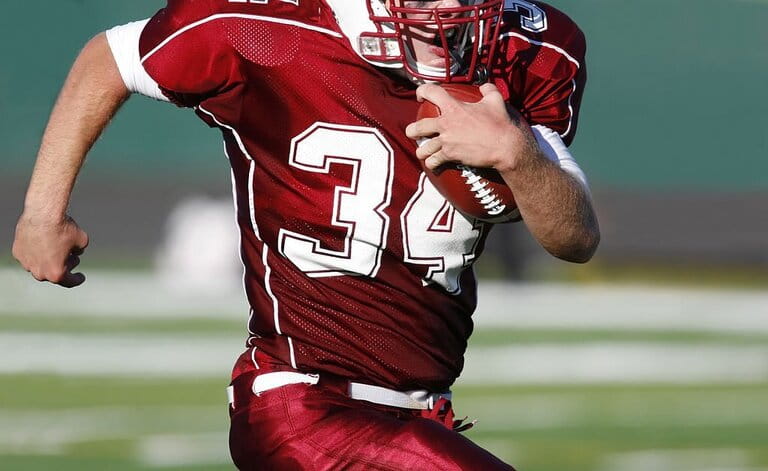 image of a football player playing at his best image of a football player playing at his best