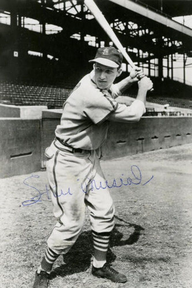 Autographed photo of Hall of Fame baseball player Stan Musial with the St. Louis Cardinals. Autographed photo of Hall of Fame baseball player Stan Musial with the St. Louis Cardinals.