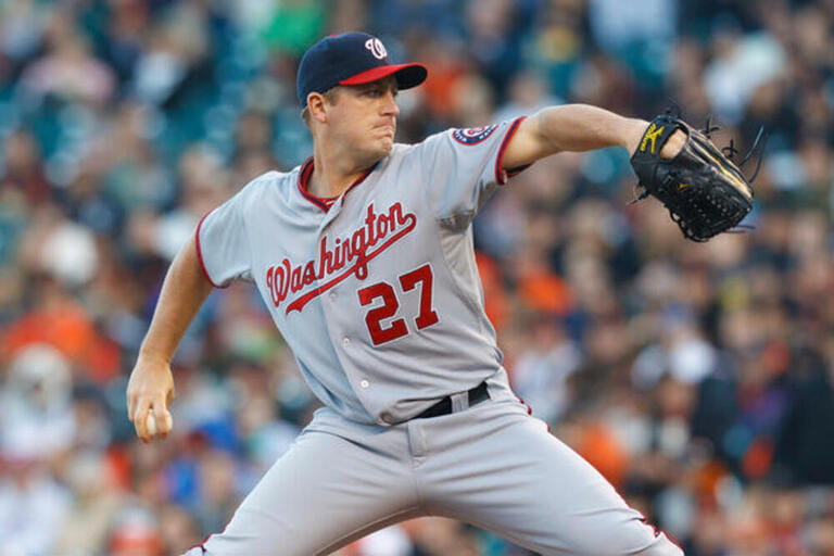 Washington Nationals starting pitcher Jordan Zimmermann (27) pitches against the San Francisco Giants during the first inning at AT&T Park. Washington Nationals starting pitcher Jordan Zimmermann (27) pitches against the San Francisco Giants during the first inning at AT&T Park.
